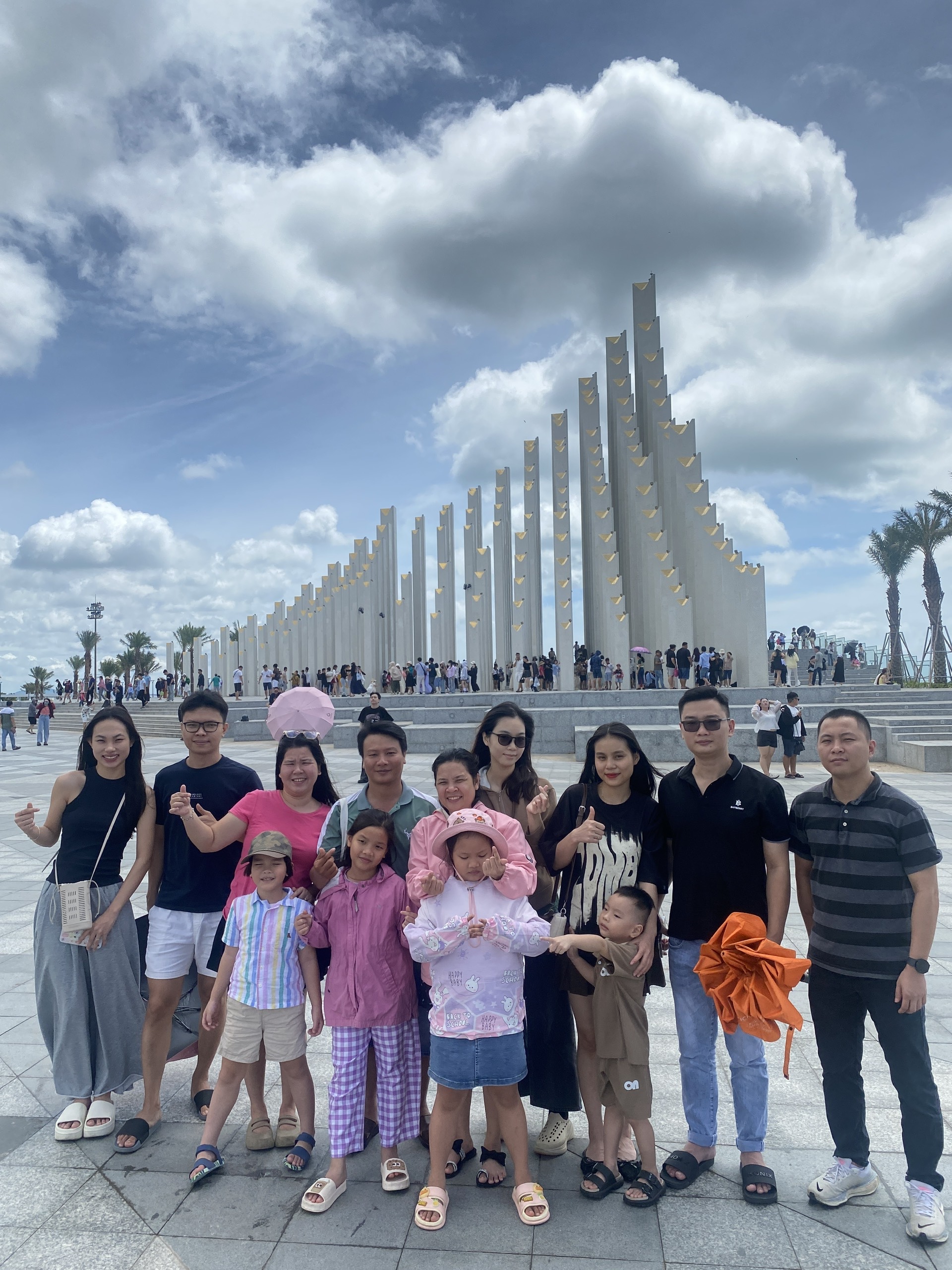 Du lịch nghỉ dưỡng thường niên 2025 3 z7058163876516 0070605adbfc97bb55d89f5641419e30